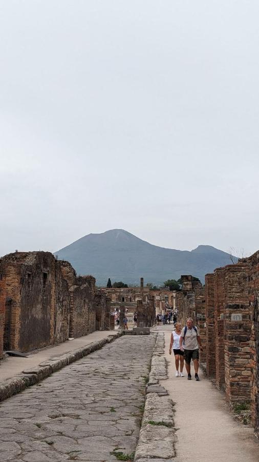 Cenere E Lapilli House Lägenhet Pompeji Exteriör bild